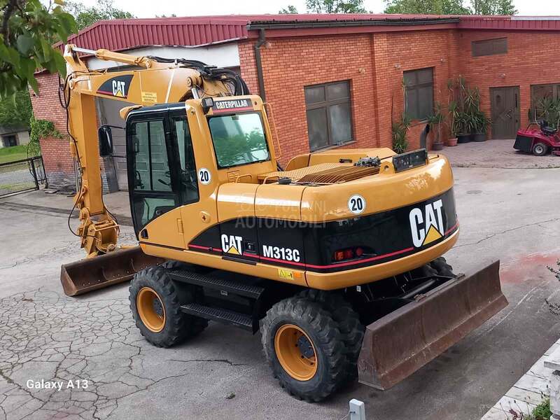 CAT M313C