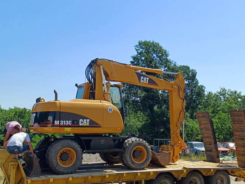 CAT M313C