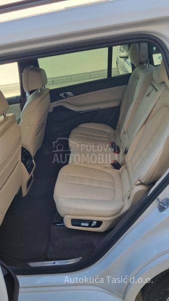 BMW X7 X Drive 30D
