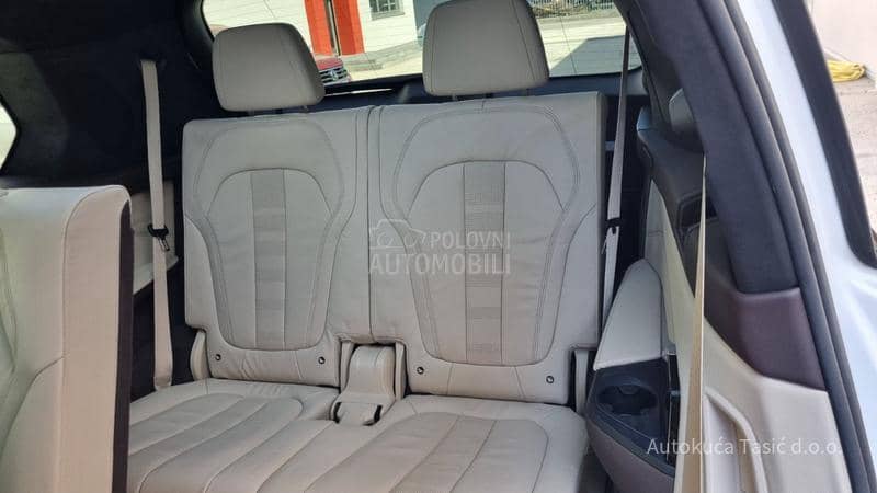 BMW X7 X Drive 30D