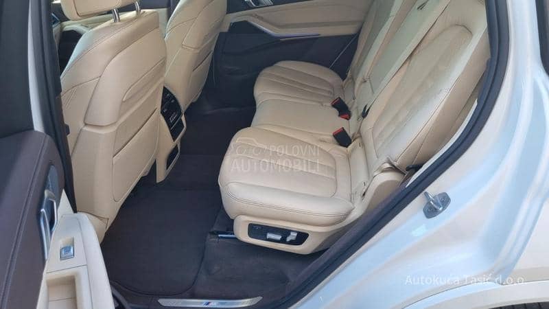 BMW X7 X Drive 30D