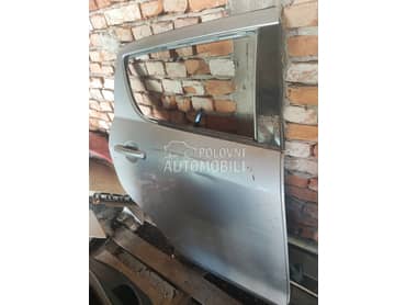 Zadnja desna vrata za Suzuki Swift od 2011. do 2017. god.