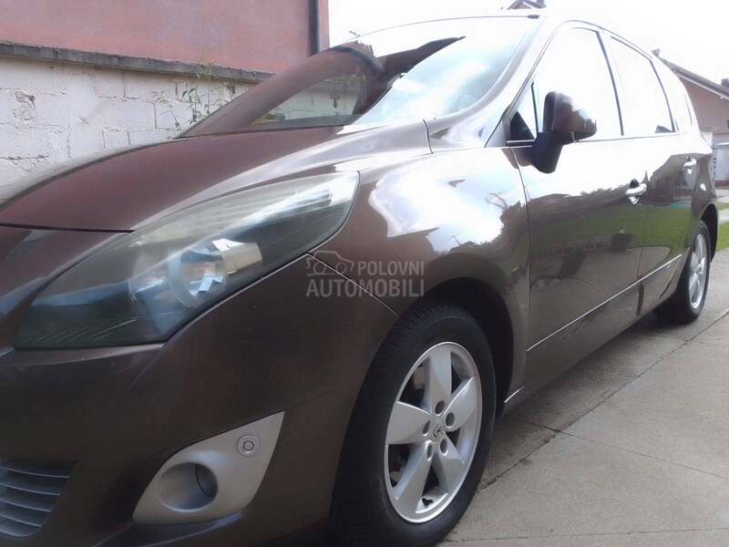Renault Grand Scenic 