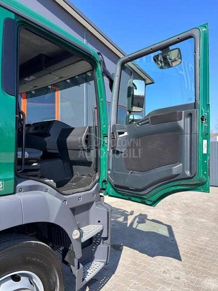 MAN TGM 26.340 HIAB XS 122 RC