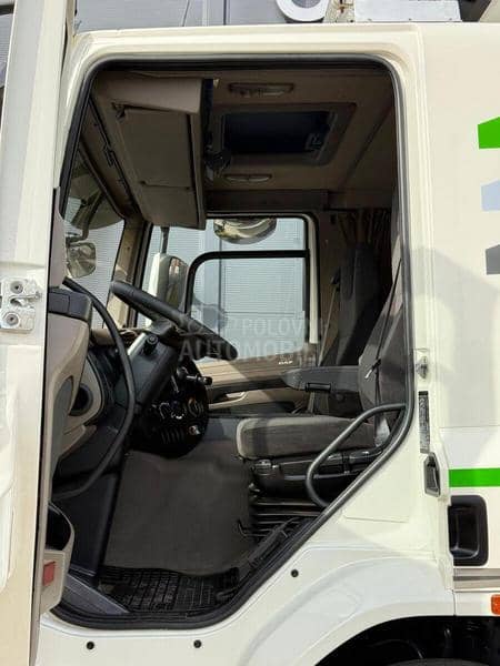 DAF CF 75.360