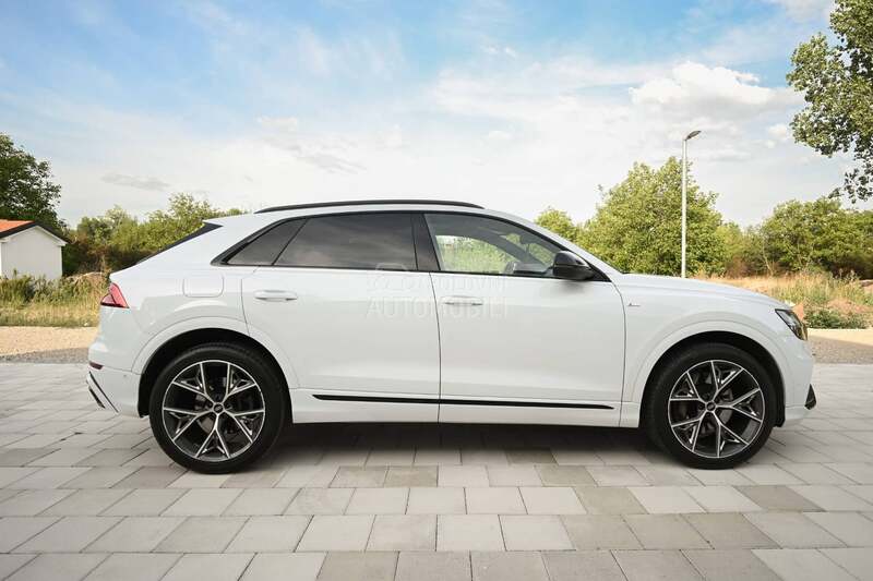 Audi Q8 55 TFSI QUATTRO