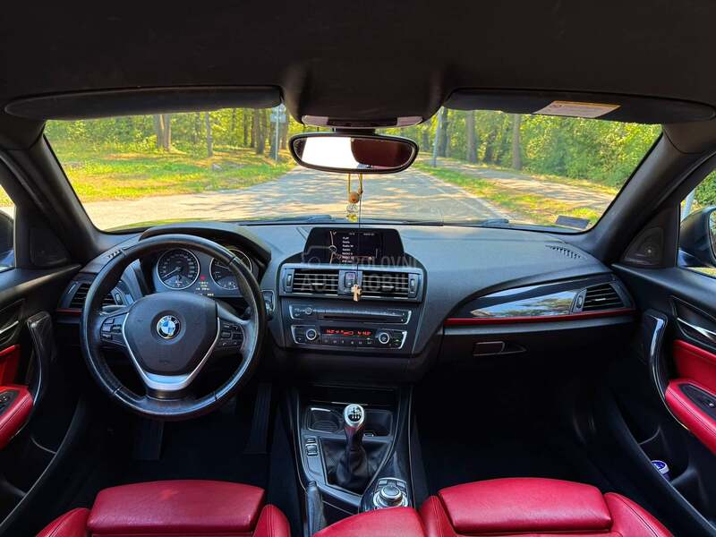 BMW 118 