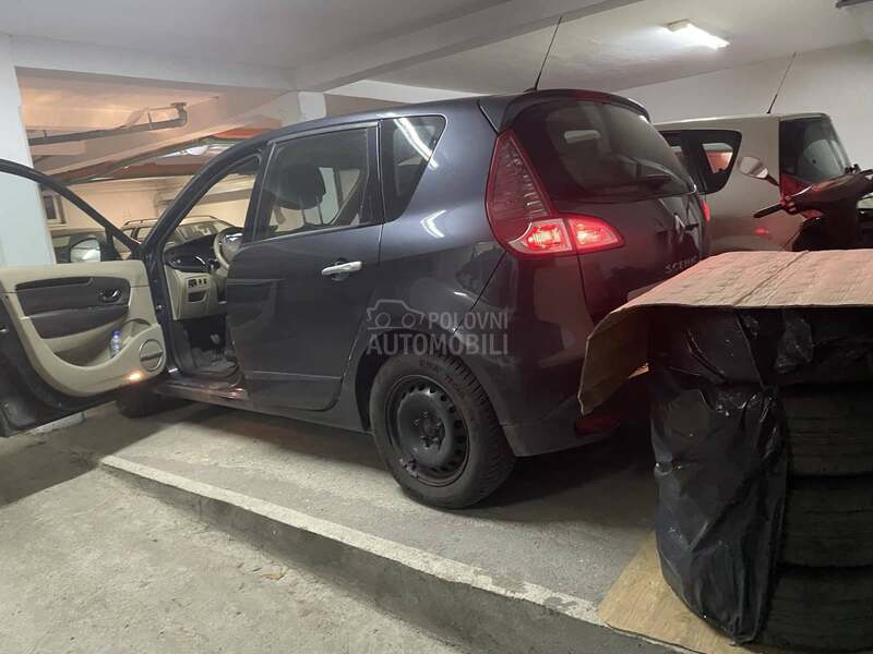 Renault Scenic 1.4