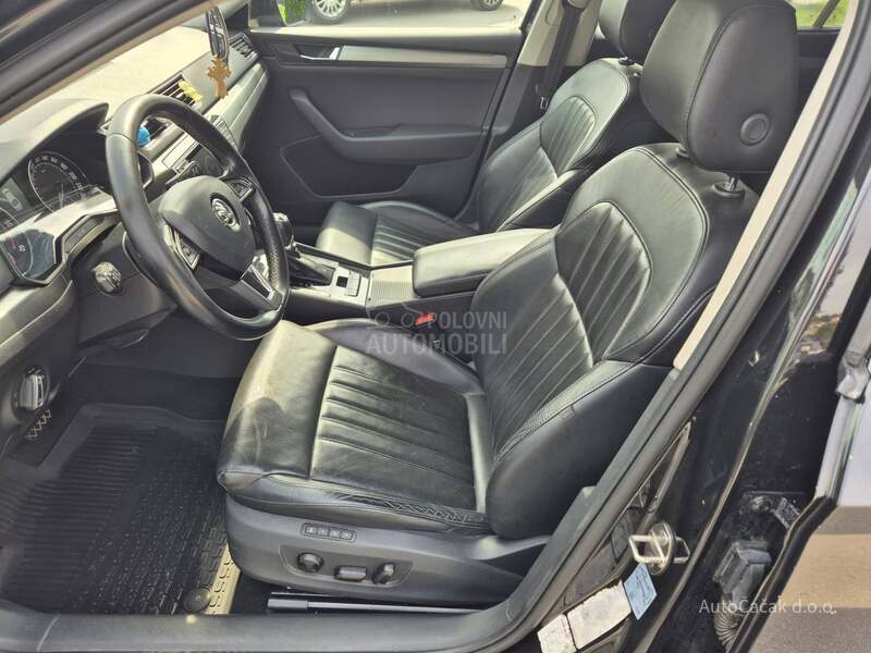 Škoda Superb 2.0 TDI DSG STYLE