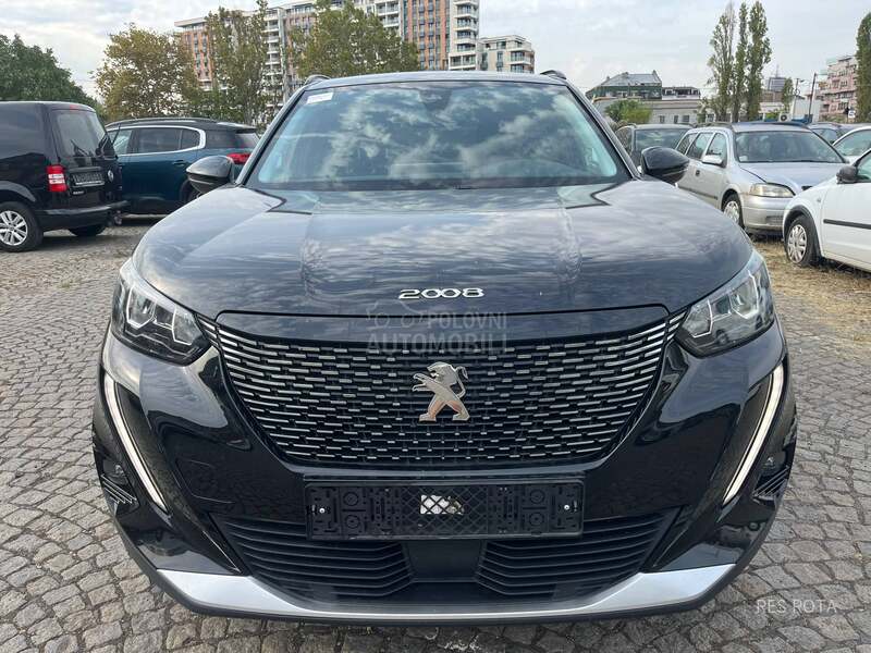Peugeot 2008 1.2I ALLURE 130