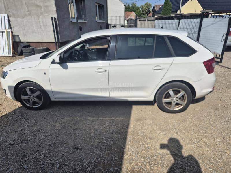 Škoda Rapid 2014. god. -  kompletan auto u delovima