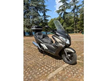 Honda Silwer Wing 600