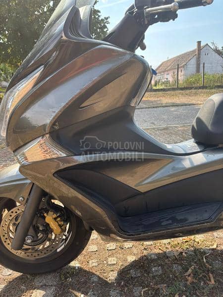 Honda Silwer Wing 600