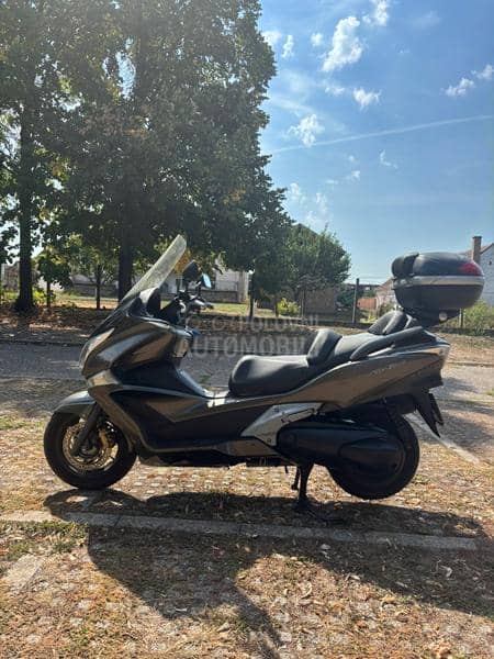 Honda Silwer Wing 600