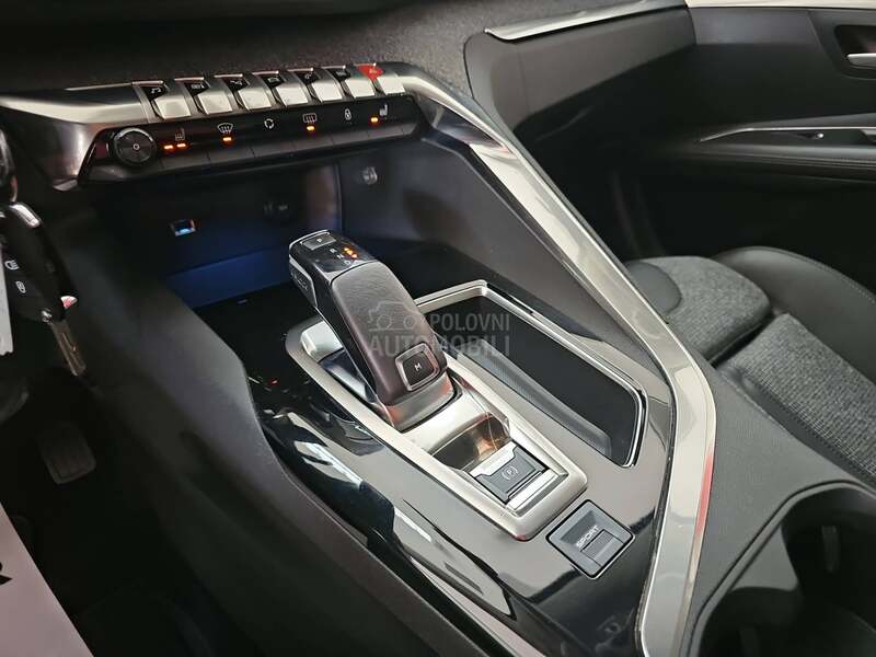 Peugeot 3008 AUT/T0P