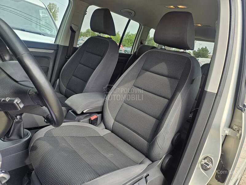 Volkswagen Touran 1.6 TDI 7 7 k w