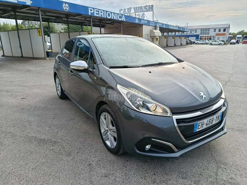 Peugeot 208 1.2