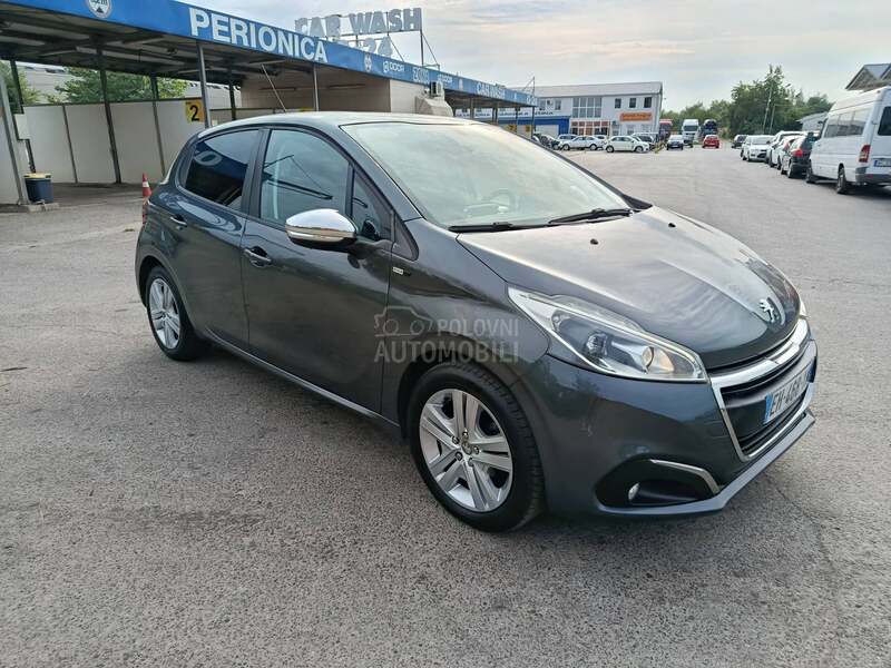 Peugeot 208 1.2
