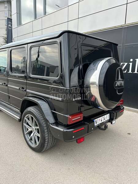 Mercedes Benz G 400 V8