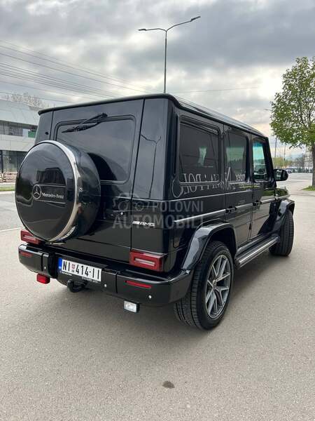 Mercedes Benz G 400 V8