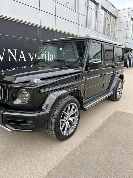 Mercedes Benz G 400 V8