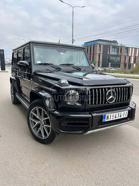 Mercedes Benz G 400 V8
