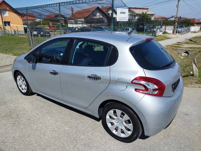 Peugeot 208 1.4 HDI
