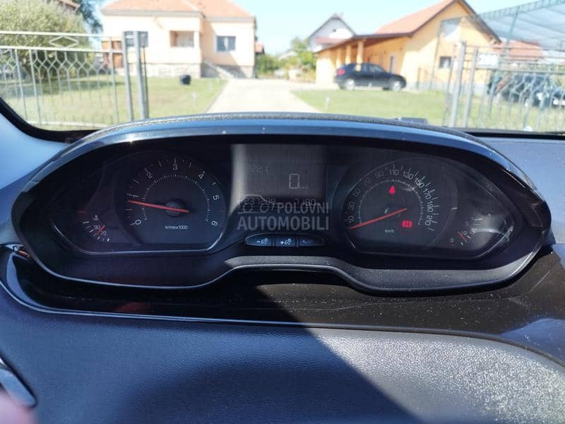Peugeot 208 1.4 HDI