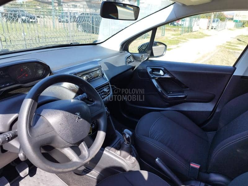 Peugeot 208 1.4 HDI