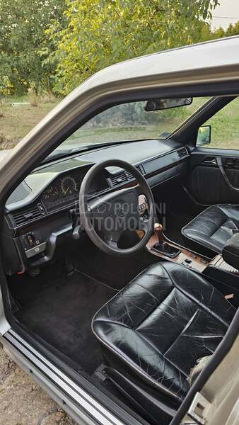 Mercedes Benz E 250 
