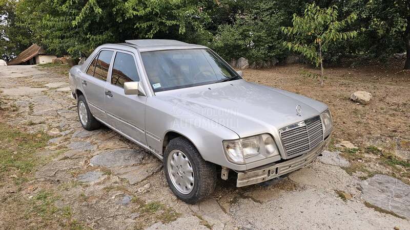 Mercedes Benz E 250 
