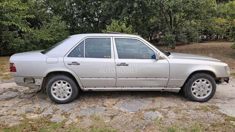 Mercedes Benz E 250 