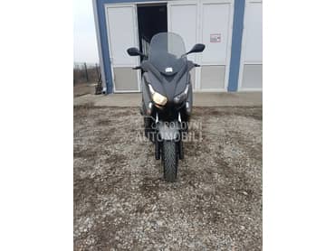 Yamaha xmax