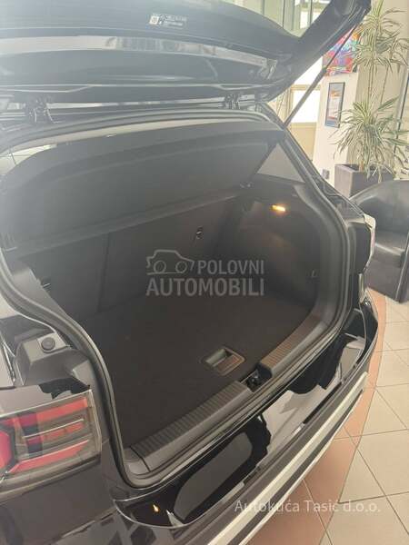 Volkswagen T-Cross Life 1.0TSI rata224e