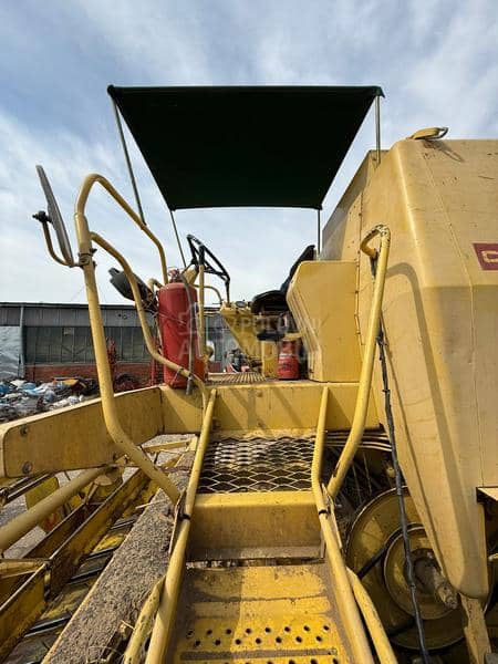 New Holland Clayson 1530