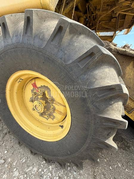 New Holland Clayson 1530