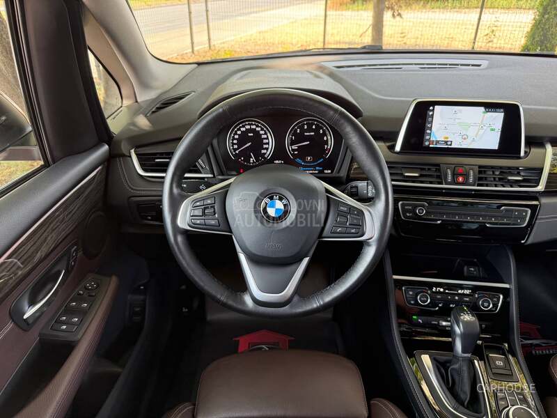 BMW 225 xe iPerformance