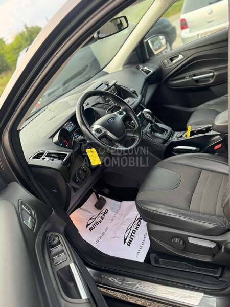 Ford Kuga TITANIUM