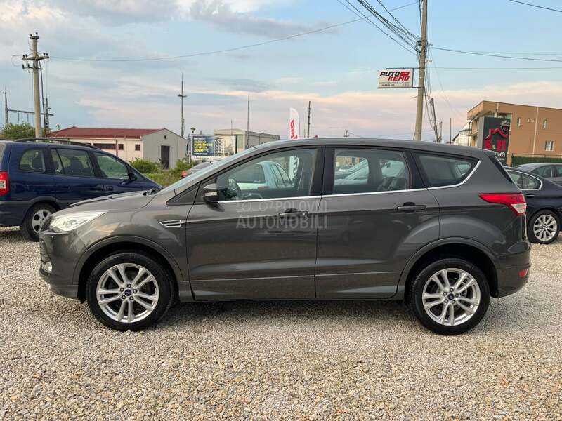 Ford Kuga TITANIUM