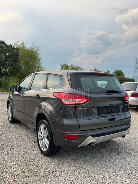 Ford Kuga TITANIUM