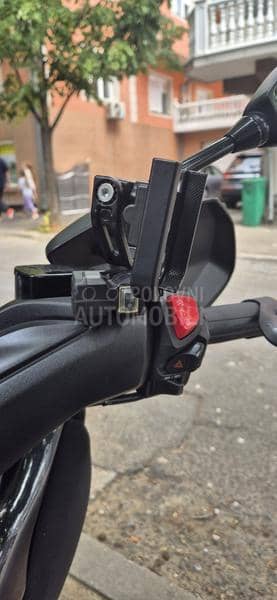 Yamaha Xmax tech max 300