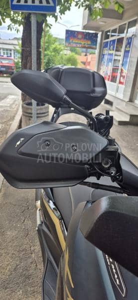 Yamaha Xmax tech max 300