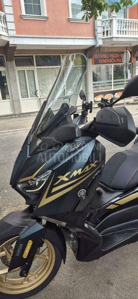 Yamaha Xmax tech max 300