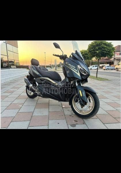 Yamaha Xmax tech max 300