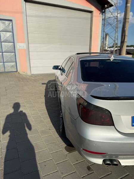 BMW 520 520i