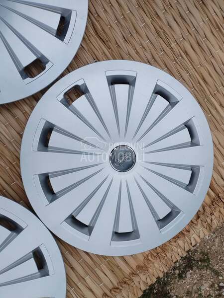 Ratkapne AUDI 16" Bez rupa