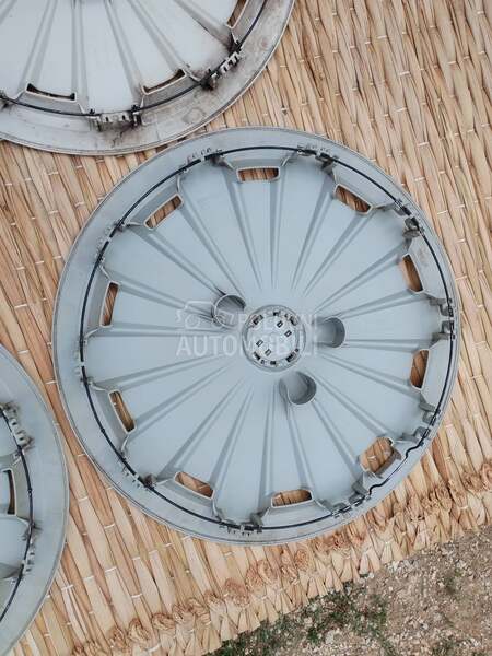 Ratkapne AUDI 16" Bez rupa