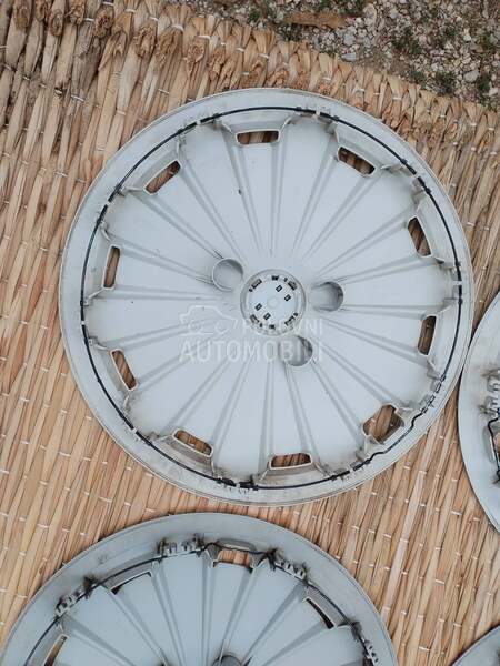 Ratkapne AUDI 16" Bez rupa