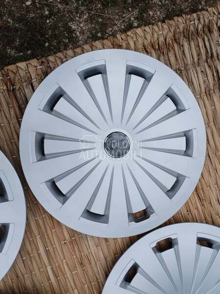 Ratkapne AUDI 16" Bez rupa