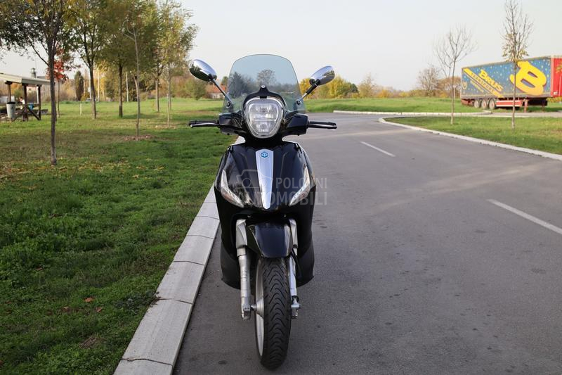 Piaggio Beverly 300 ABS